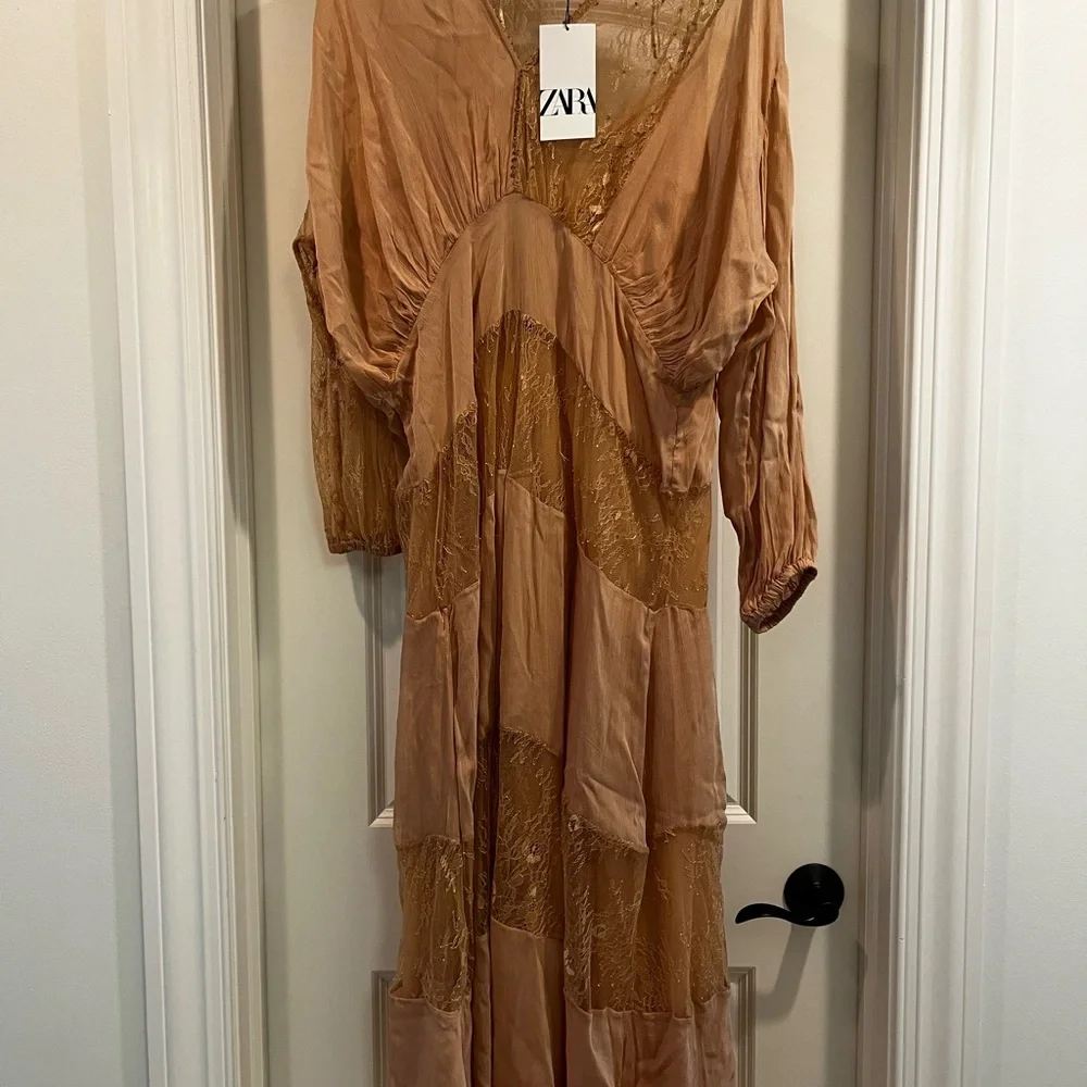 Zara Elegant Pink Lace Dress NWOT - Picture 7 of 10